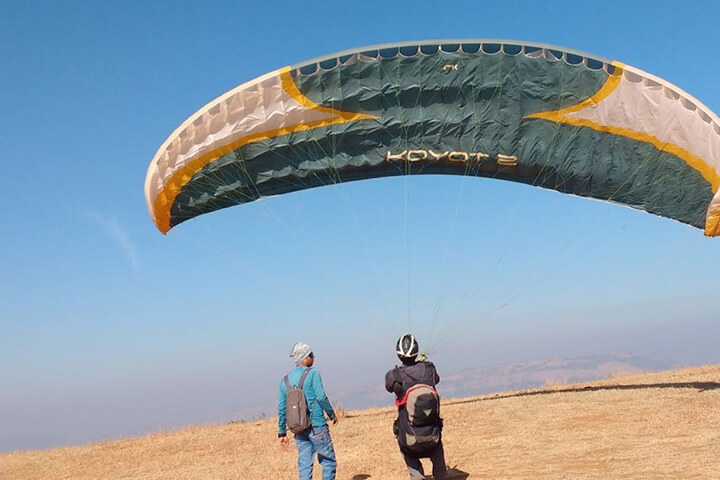 Paragliding