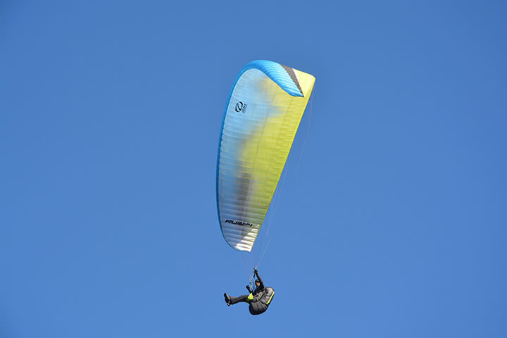 Paragliding