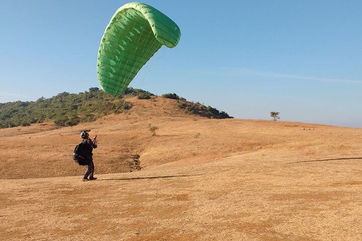 Paragliding