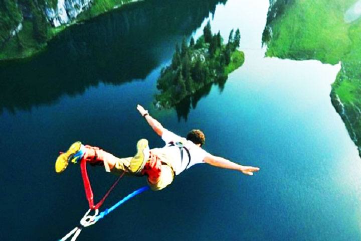Bungy Jumping