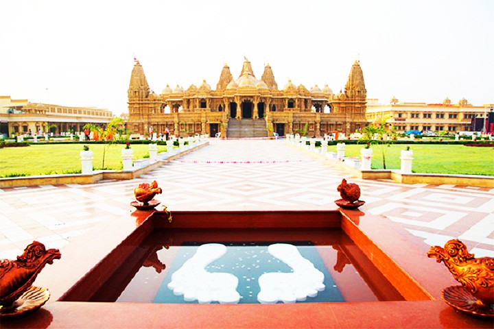 Sri Swaminarayan Temple BAPS