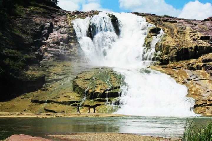 Kuntala Waterfall