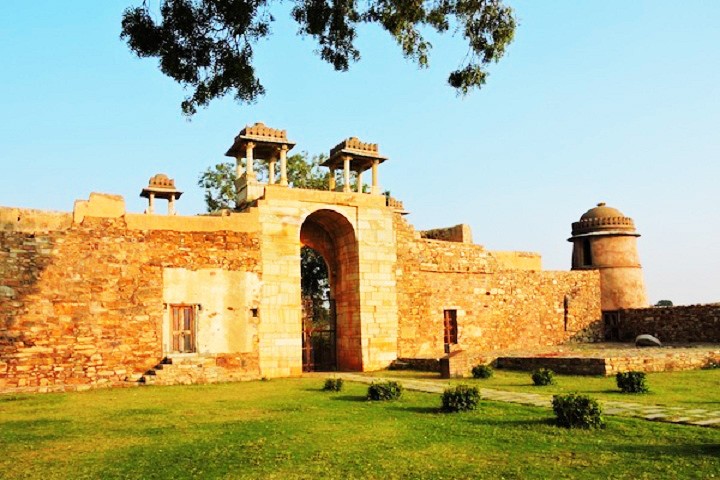 Ratan Singh Palace