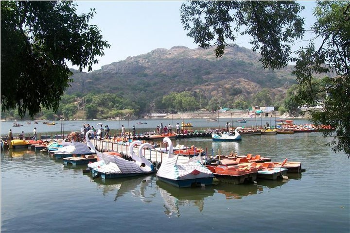 Nakki Lake