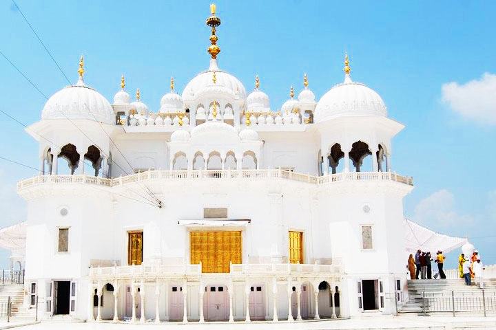 Takhat Shri Kesgarh Sahib