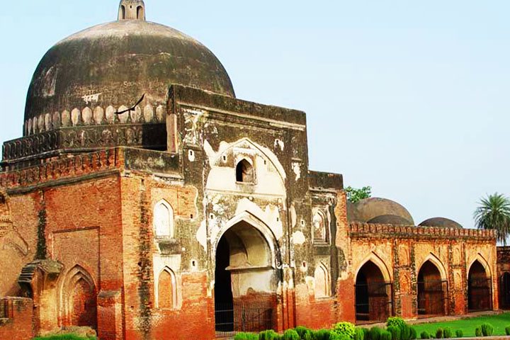Kabuli Bagh Mosque