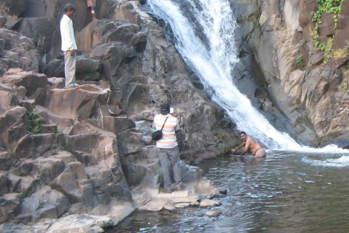 Zarwani Waterfall