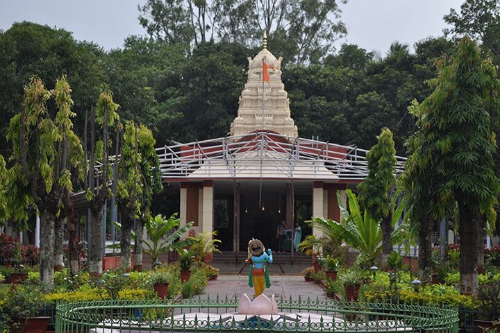 Shri Hari Mandir