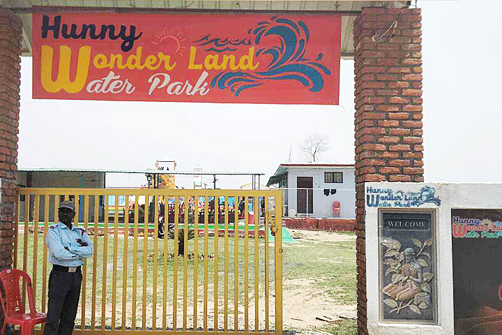 Hunny Wonderland Water Park