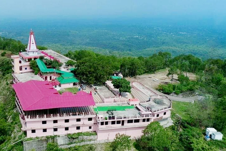 Sada Shiv Mandir (Dhyunsar Mahadev Temple)