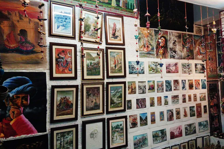 Poonam Art Gallery