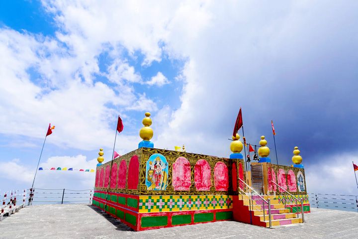 Shikari Devi Temple Trek