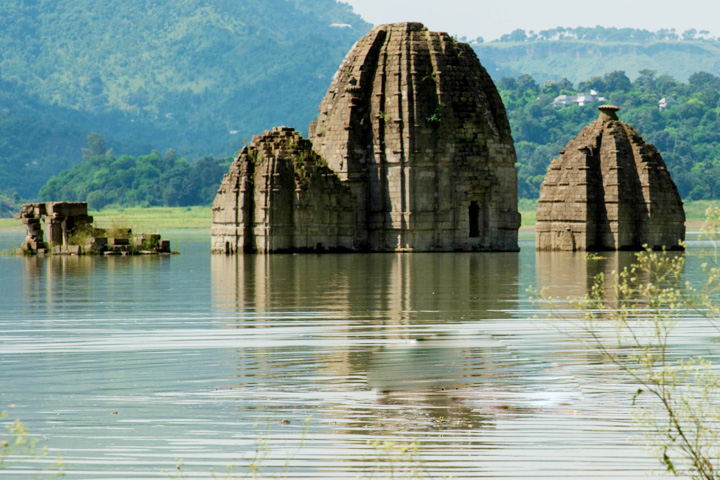 Submerged Ancient Hindu Temples