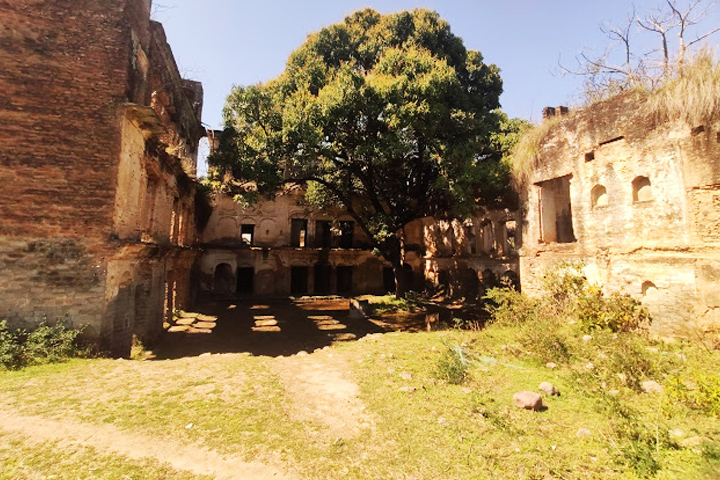 Nadaun Fort (Amtar Fort)