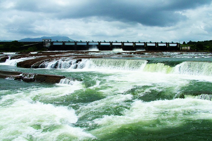Khadakwasla Dam