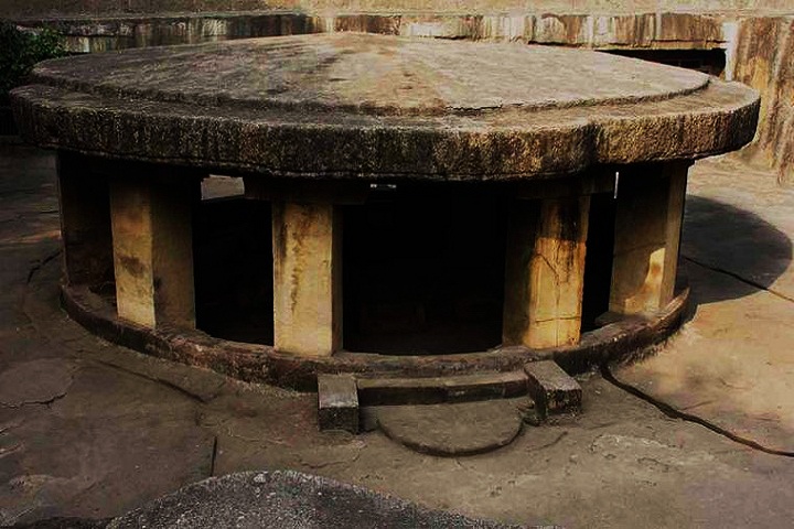 Pataleshwar Caves