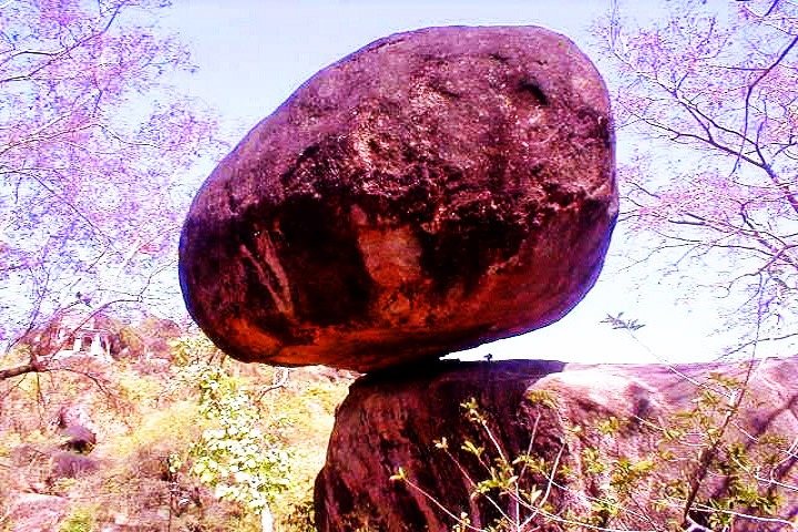Balancing Rocks