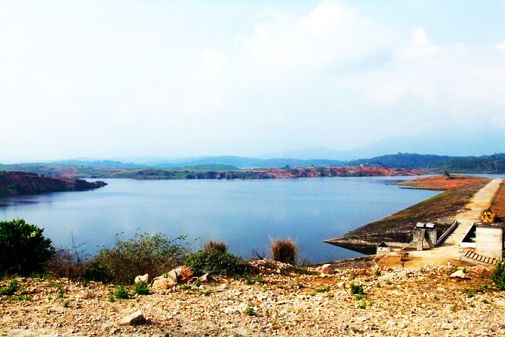 karapuzha dam