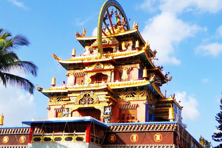 Namdroling Monastery, Tibetan GOLDEN TEMPLE