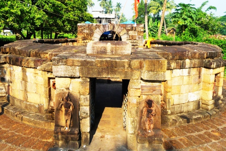 Chaunsath-Yogini Temple, Hirapur