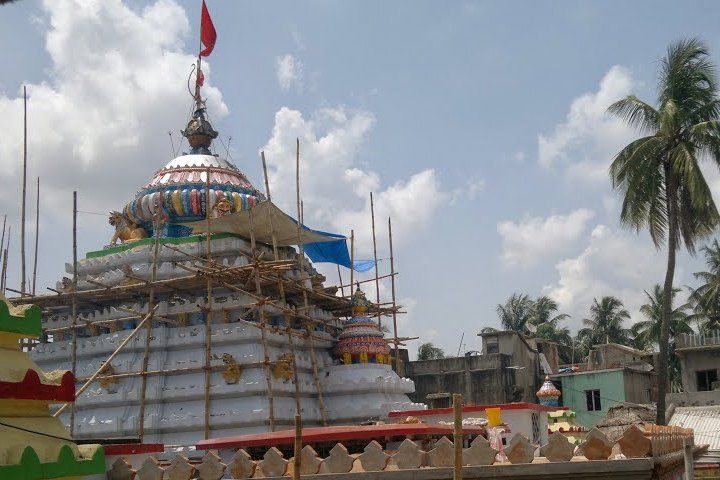 Baba Akhandalamani Temple