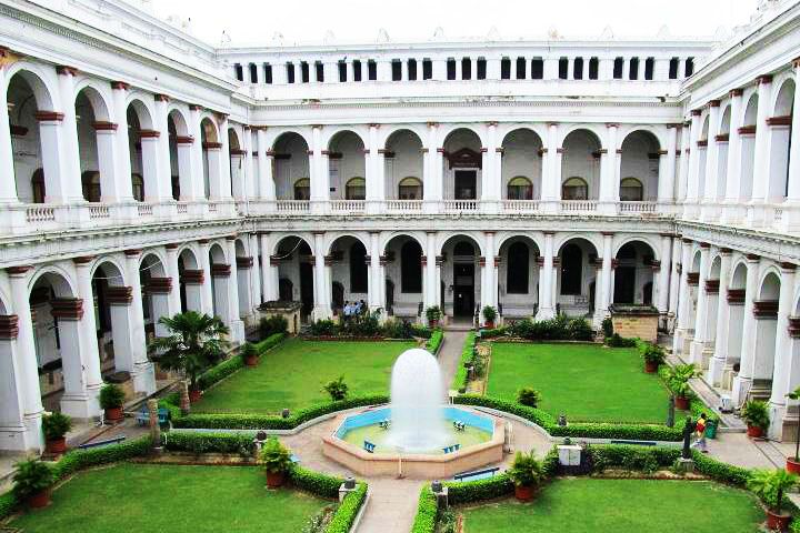 Indian Museum (Jadu Ghar)