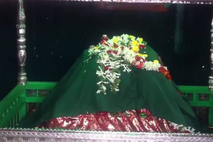 Ameen Peer Dargah Shrine