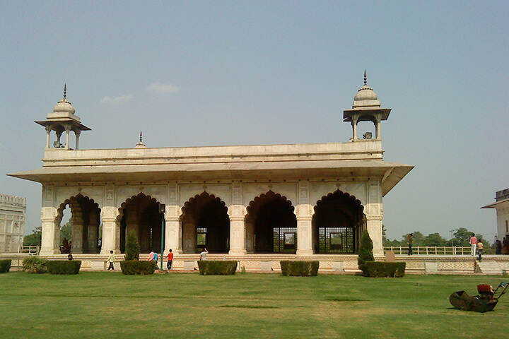 Diwan-I-Khas