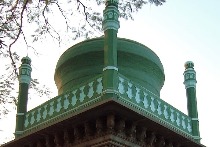 Shahinshah Wali Tomb
