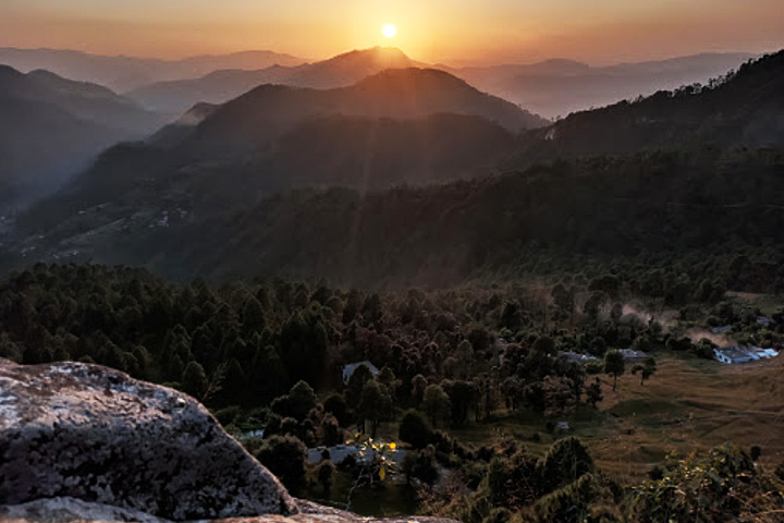 Sunset Point Chaukori