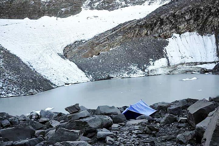 Saptarishi Kund Trek