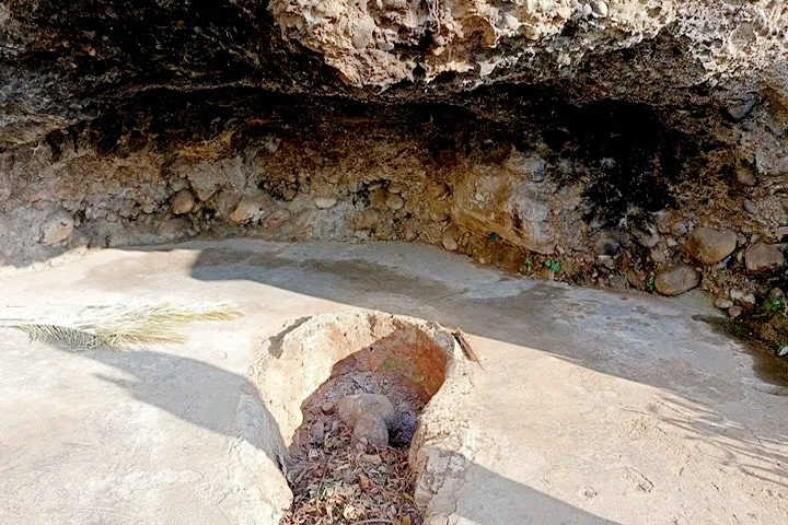 Vyas Cave