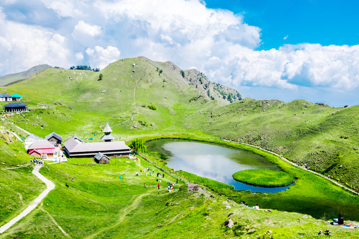Prashar Lake Trek