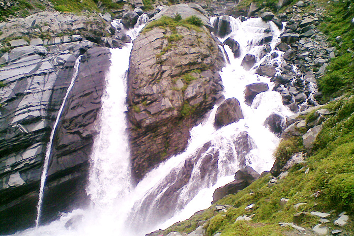 Dhancho Waterfall