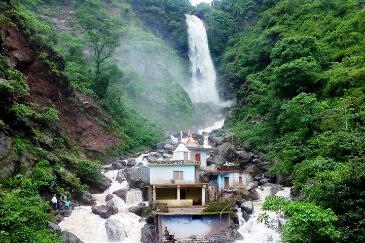 Badolia Baba Temple (Badoliya Mandir)