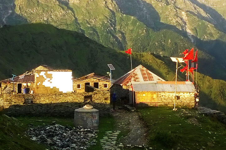 Aadi Himani Chamunda Temple Trek