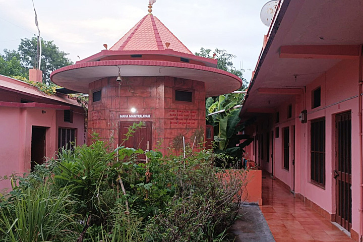Abhedh Ganga Maiya Ashram