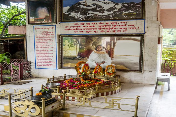 Anandamayi Ashram