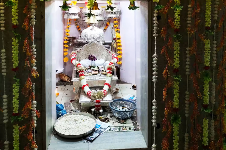 Baba Nahar Singh Temple