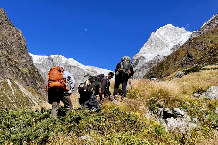 Bagini Glacier Trek