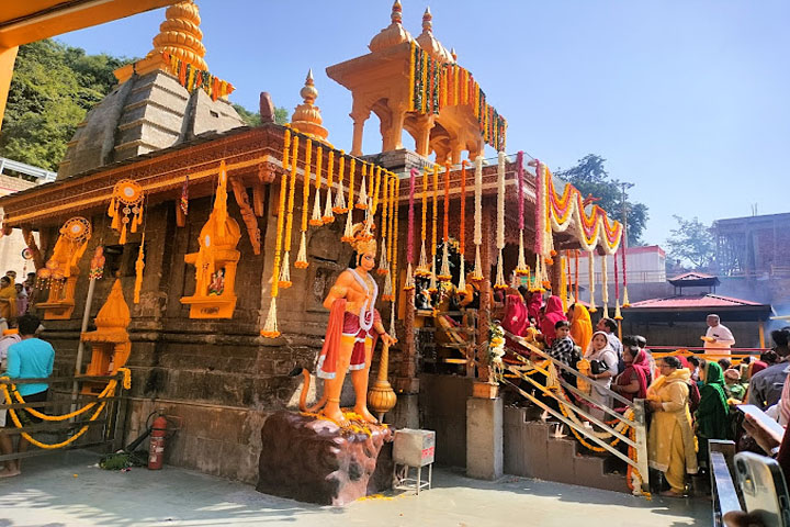 Baglamukhi Temple