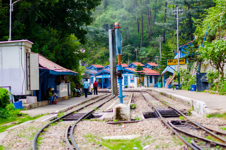 Barog Railway Station