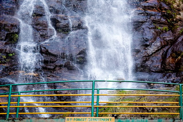 Baror Parsha Waterfall