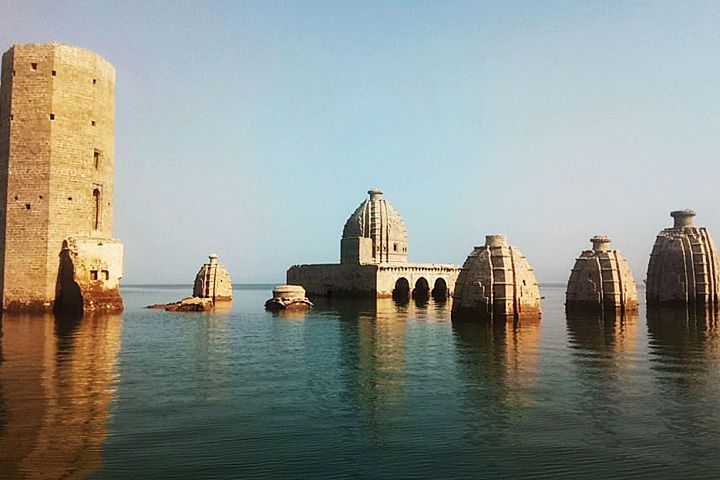 Bathu ki Ladi Temple