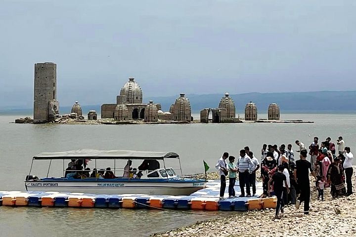 Bathu ki Ladi Temple
