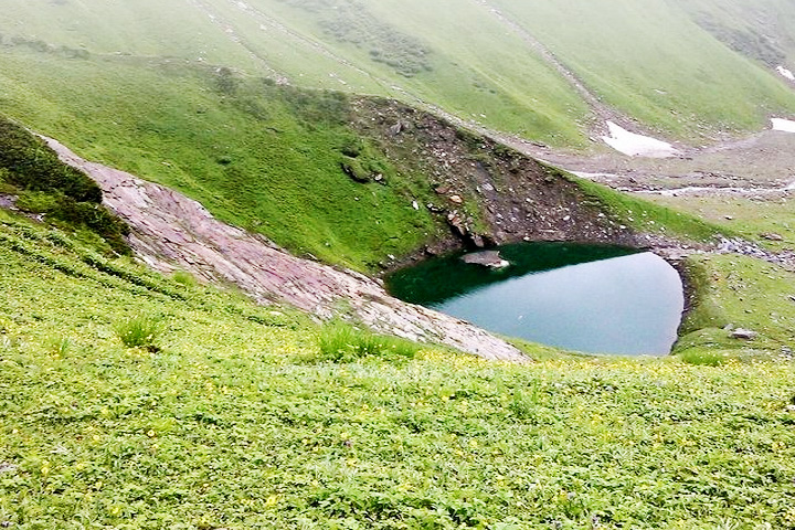 Beas Kund Trek