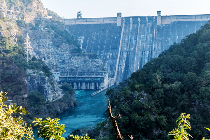 Bhakra Nangal Dam (Bhakhra Dam)