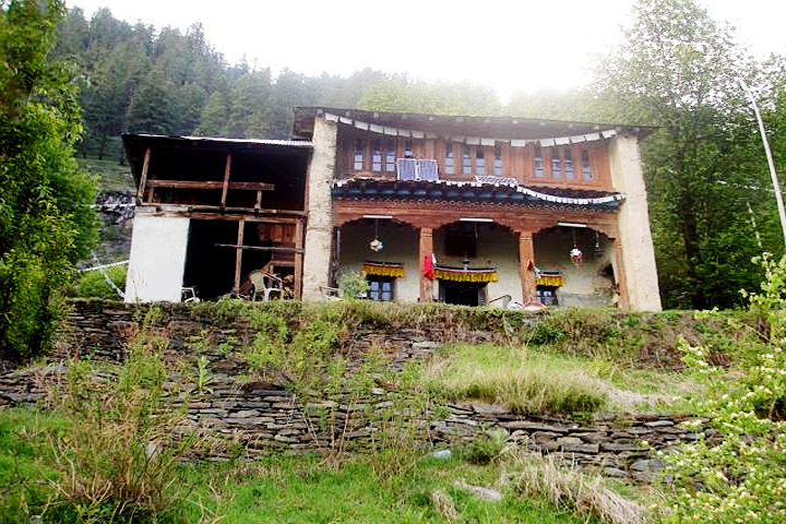 Bhanodi Gompa (One Man Civilization)