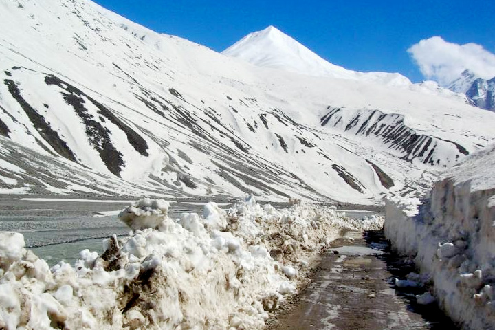 Chandratal Baralacha La Trek