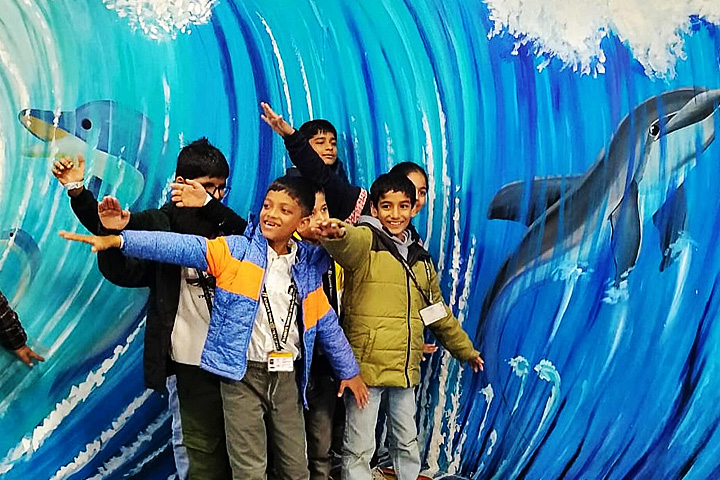 Crystal World Amusement Park